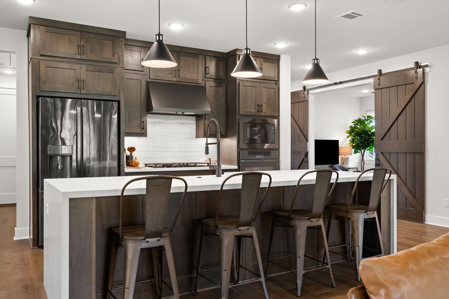9-web-or-mls-383-cistern-wy-(4-of-35)-1725473121.jpg