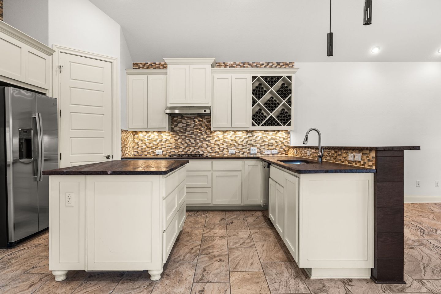 9-web-or-mls-4900-fiore-trail-15-1725474389.jpg