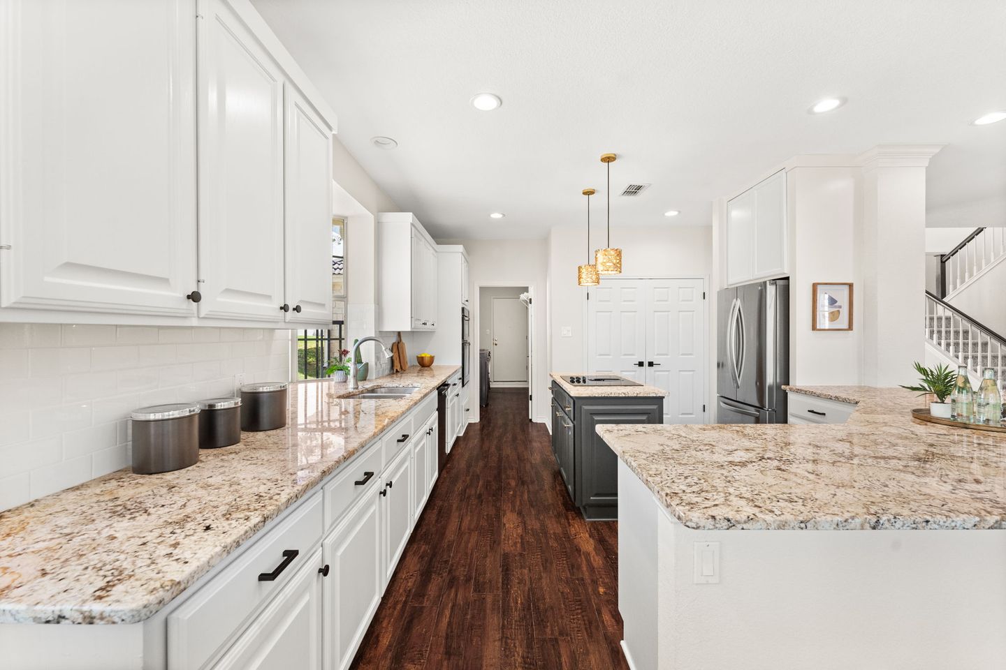 9-web-or-mls-6-dovedale-cove-8.jpg