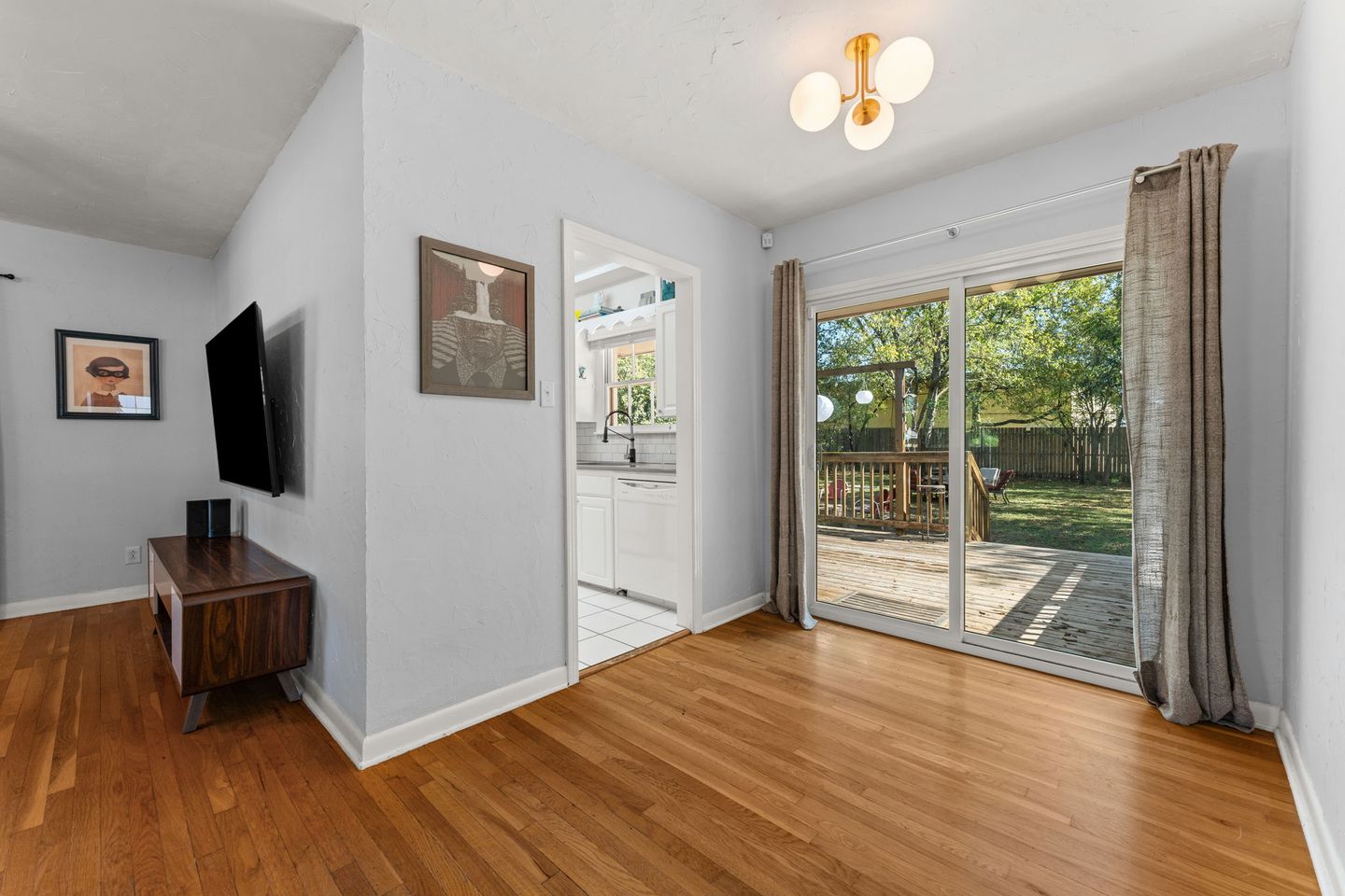9-web-or-mls-7909-tisdale-dr-8.jpg