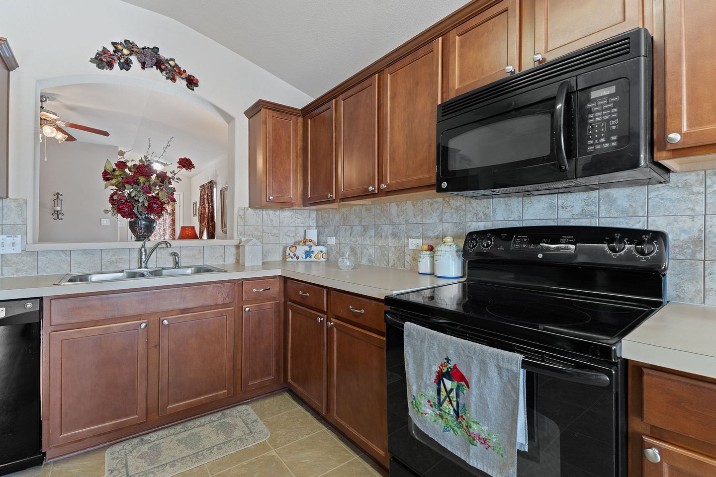 9-web-or-mls-dsc09941.jpg