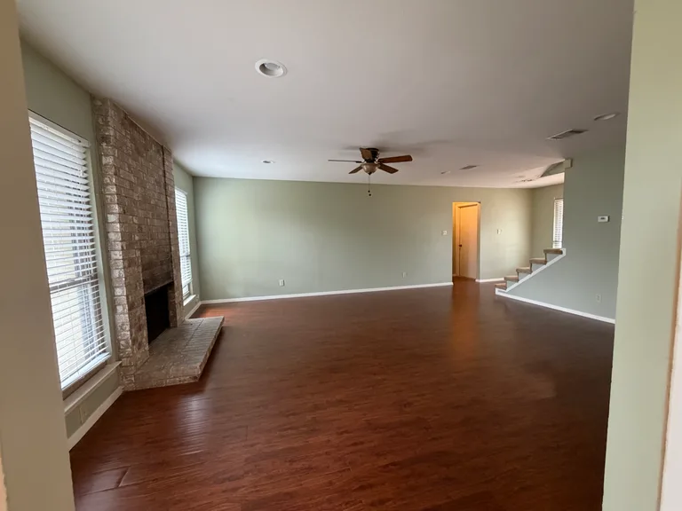 6812 Stage Coach Trail, photo 17