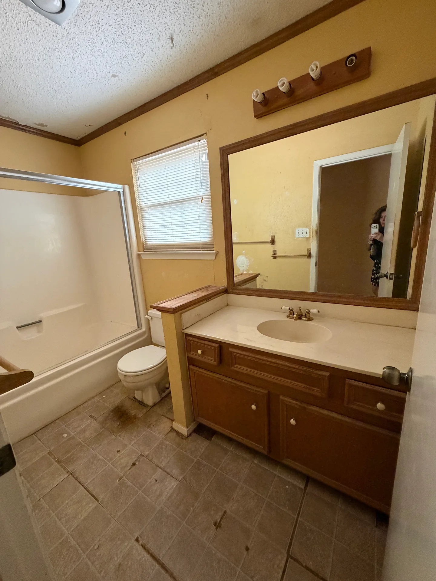 6812 Stage Coach Trail, photo 27
