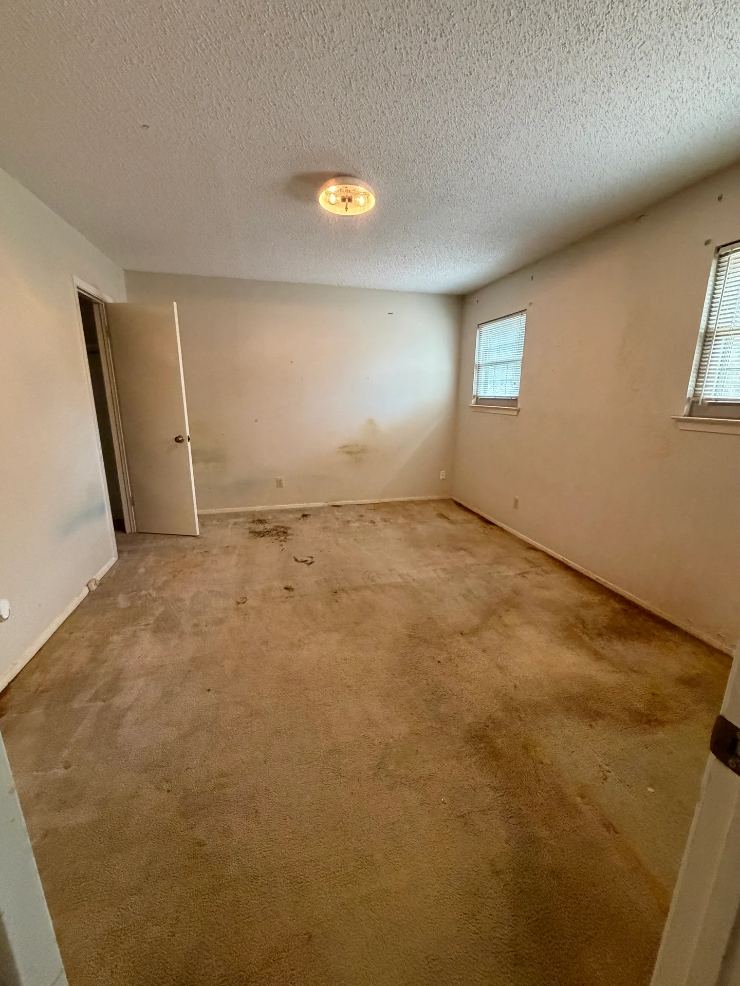 6812 Stage Coach Trail, photo 33