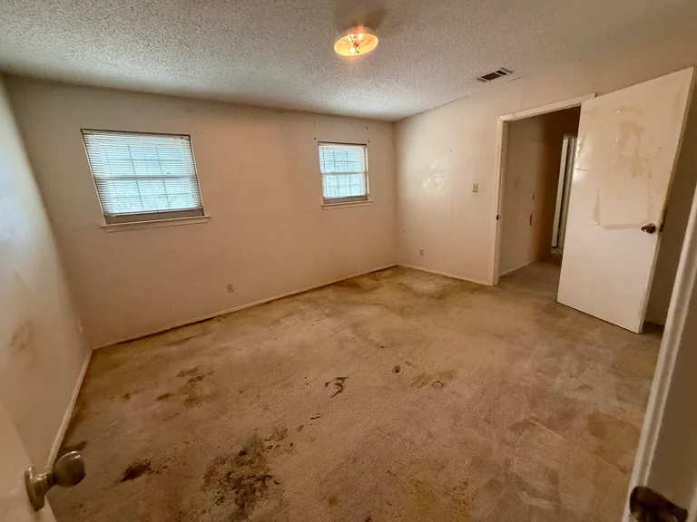 6812 Stage Coach Trail, photo 35