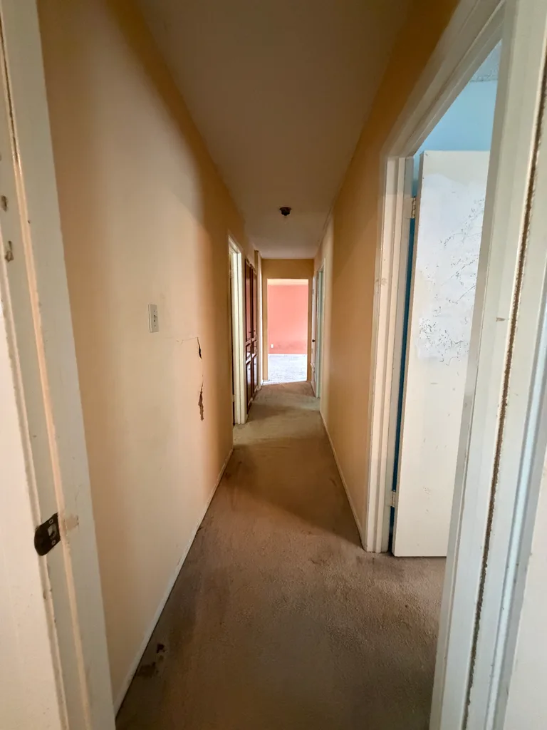 6812 Stage Coach Trail, photo 37
