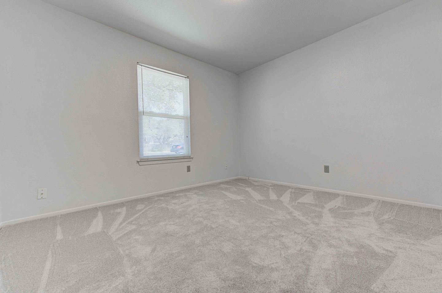 barrington-way-philip-rogers-photograph-21_result.jpg