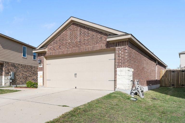 bb934b34-13320-harry-s-truman-drive_dsp_04.jpg