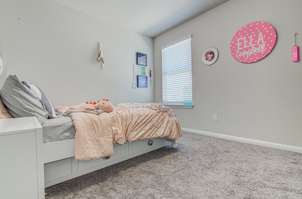 bed82b3e-mauldin-philip-rogers-photograph-21.jpg