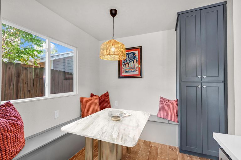 kitchen-dining-copy.jpg
