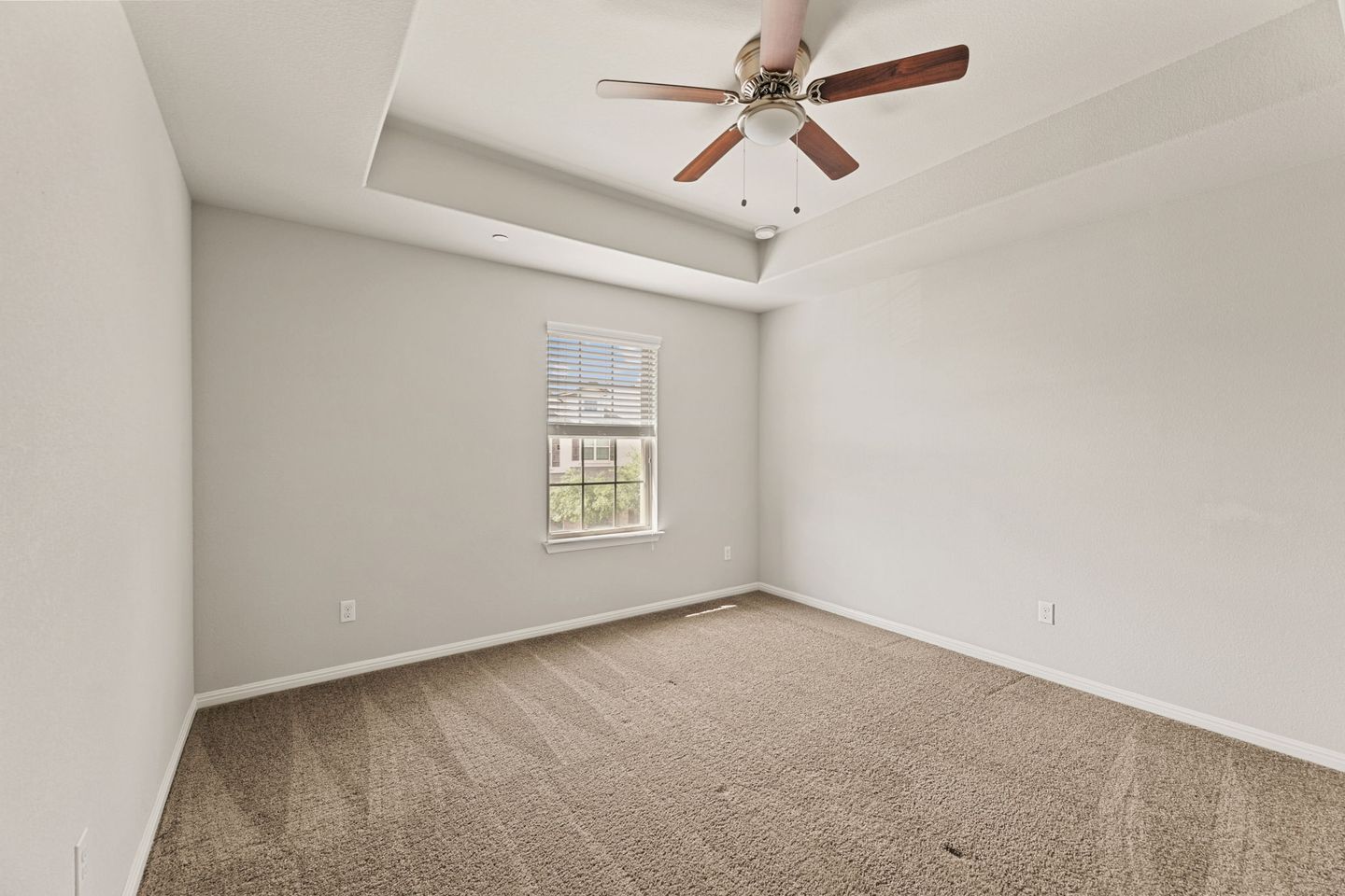sqft-1176.jpg