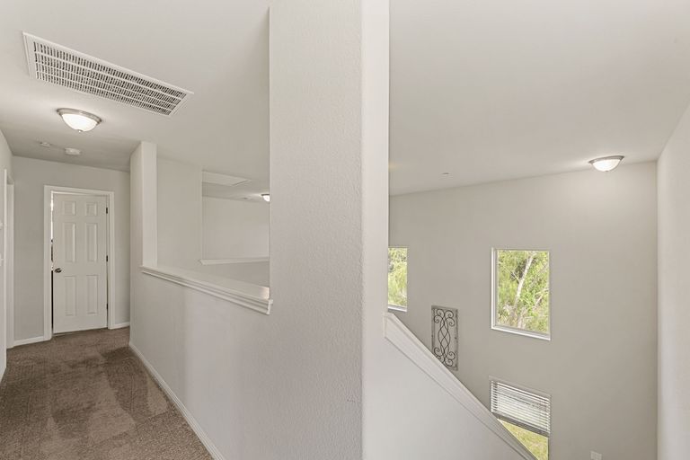 sqft-1196.jpg