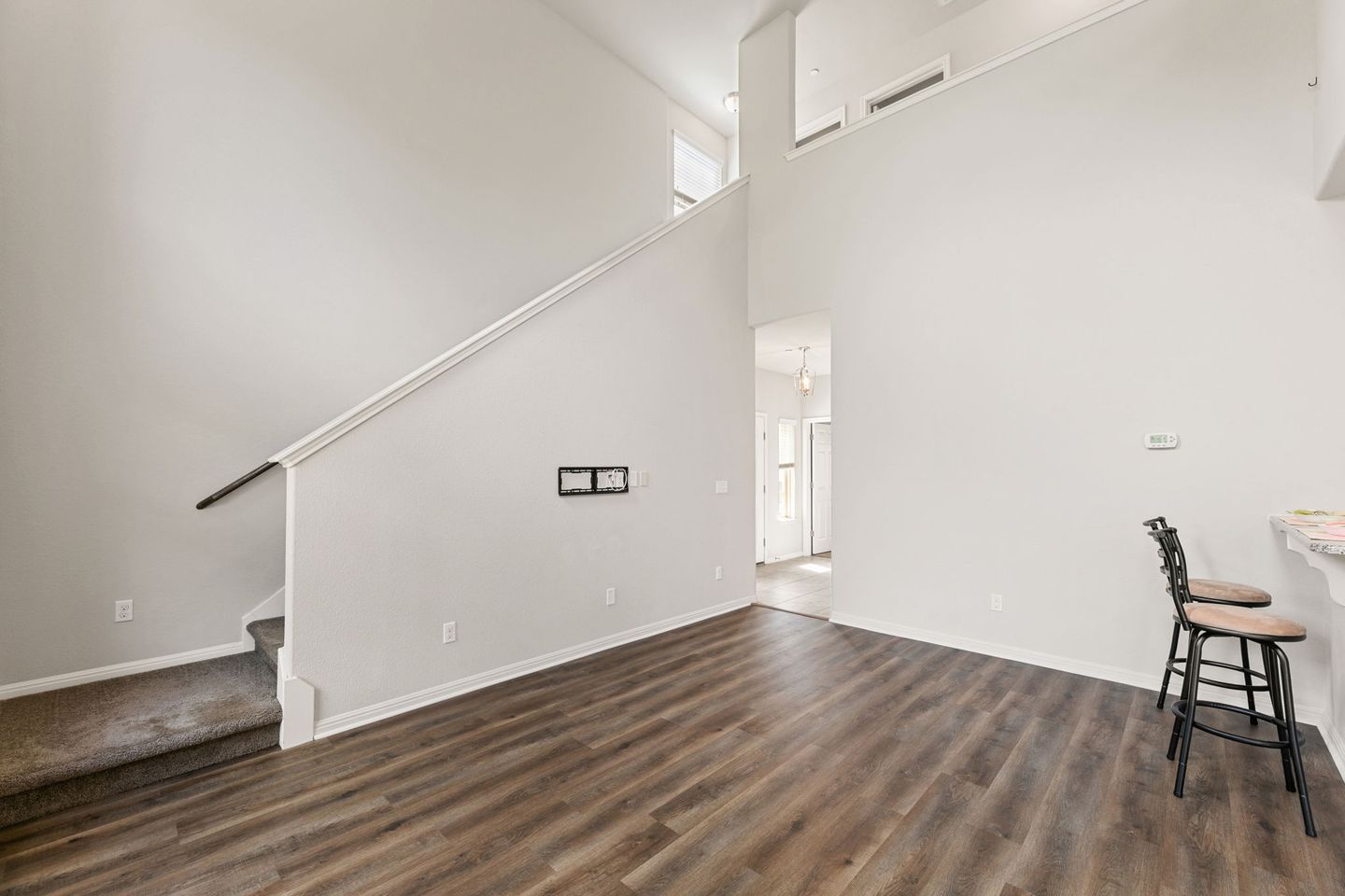sqft-1225.jpg