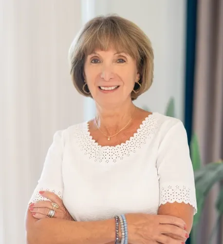 Vicki Duran