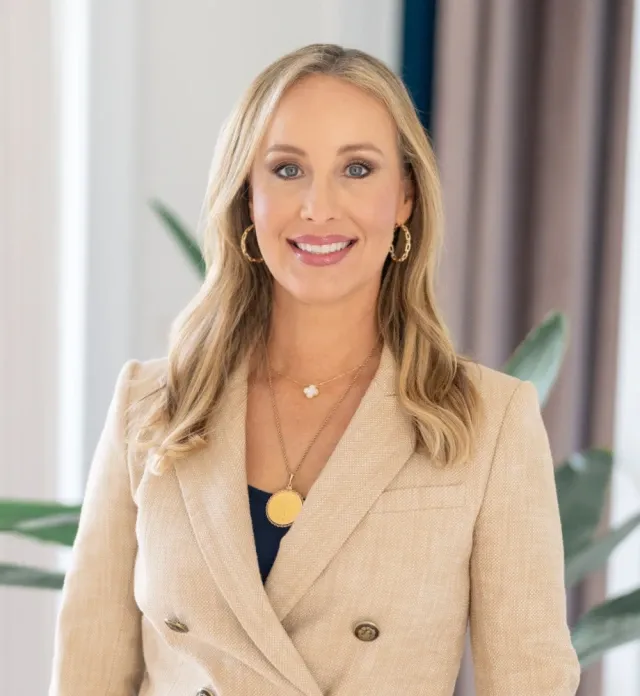 Vivia Robertson