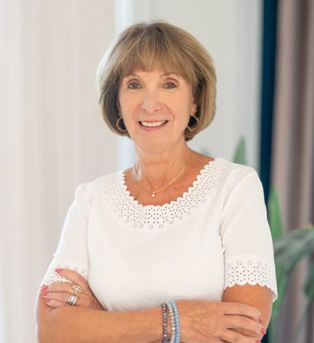Vicki Duran